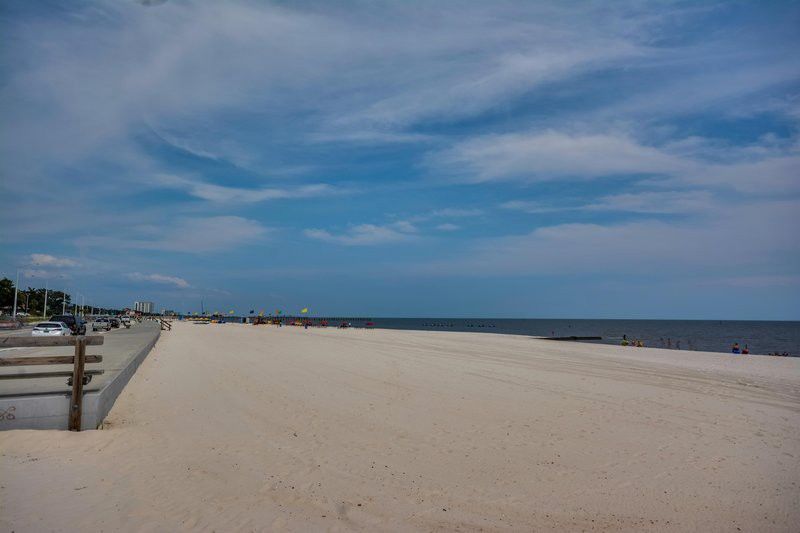Hotel 6-biloxi, Ms -